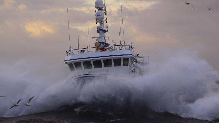 Sturm über Der Nordsee: Kein Schiff Fährt Nach Helgoland | SHZ