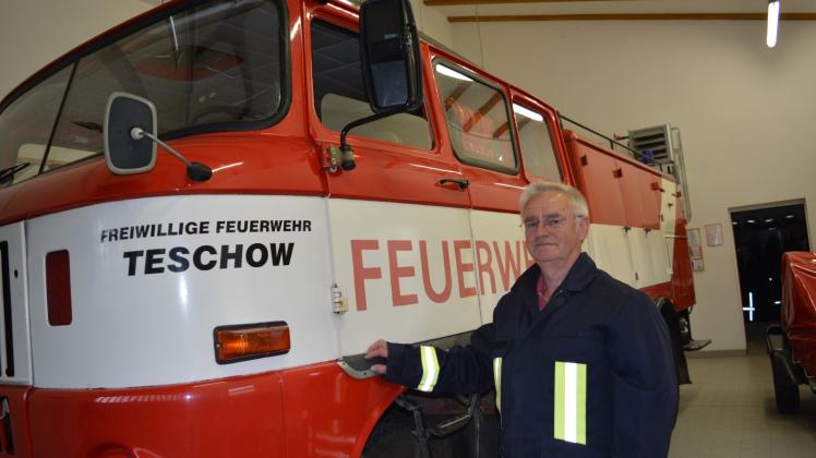 Wehrführer Hans-Joachim Schmechel freut sich auf viele Gäste zum Jubiläumsfest der Teschower Feuerwehr. 