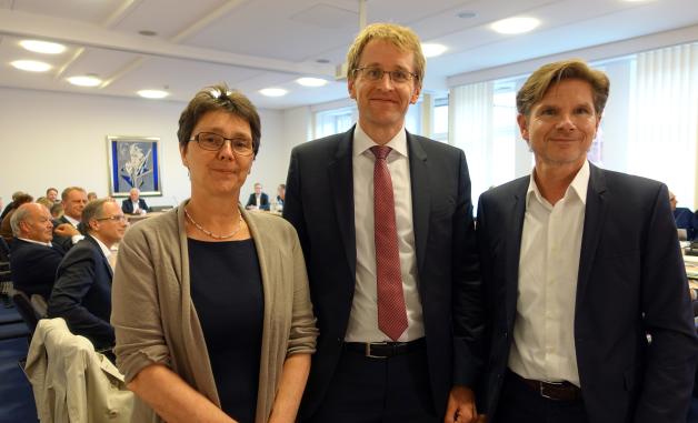 Die Verhandlungsführer Monika Heinold (Grüne), Daniel Günther (CDU) und Heiner Garg (rechts, FDP).