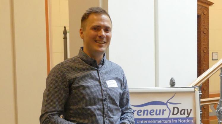 Auf dem MVpreneur Day berichtet Jonas Flint über die Gründung seines Unternehmens. 