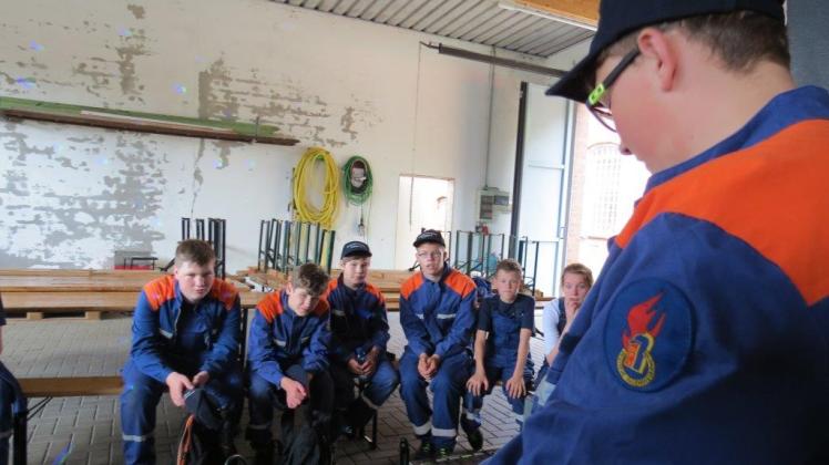 Die Jugendfeuerwehr Dömitz feierte ihr 25-jähriges Bestehen – mit einer Feier und einem Orientierungsmarsch.  