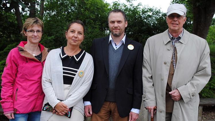 Nicole Heidbrink, Sandy van Baal, Christian Zeise und Klaus Gero Zimmermann (von links) sind der Vorstand des Fördervereins in Langhagen. Nicht auf dem Foto sind die Mitglieder Sandra Schumacher und Robert Heinrici.  
