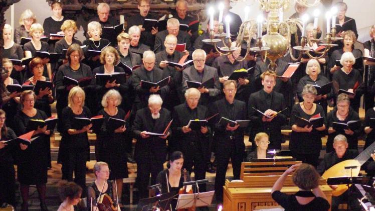 Der St.-Nicolai-Chor unter der Leitung von Katja Kanowski gab der Musik von vor 300 Jahren eine Stimme. 