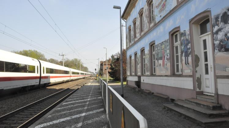 Der Bahnhof in Bad Wilsnack liegt an einer der am stärksten befahrenen Zugstrecken Deutschlands. 