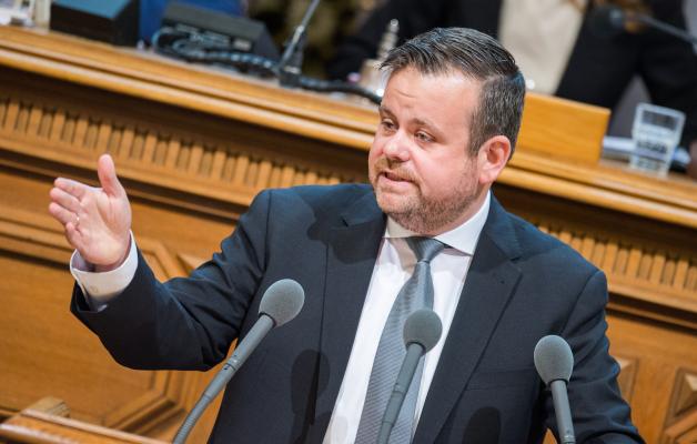 Der CDU-Fraktionsvorsitzende in der Hamburgischen Bürgerschaft, André Trepoll, hat bereits mehrfach den Rücktritt von Olaf Scholz gefordert.