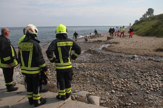 Erneut Badetoter in Ostsee: Männliche Leiche am Strand von Elmenhorst entdeckt 