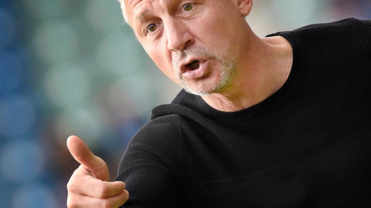 „Wir wollen unsere beste Leistung abrufen“, verspricht Hansa-Cheftrainer Pavel Dotchev vor dem Ligastart der Rostocker beim VfL Sportfreunde Lotte.  