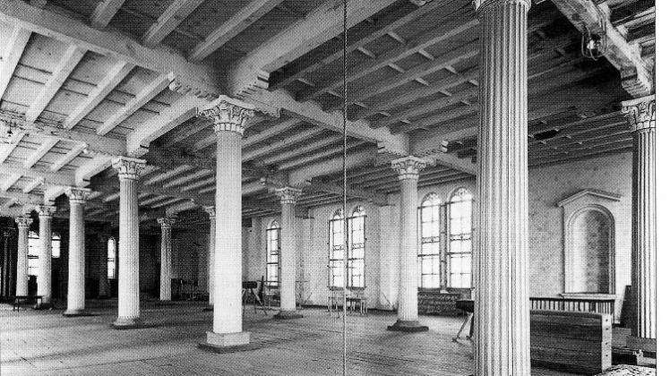 Die große Halle im Arsenal im Jahre 1956.  Heute ist dort die Kantine des Innenministeriums.  