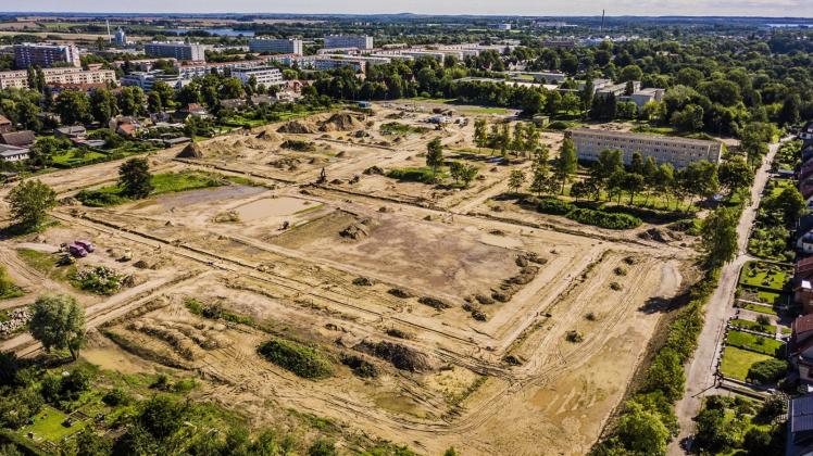 Aktuelle Aufnahme aus der Luft: Die Erschließung schreitet voran, die künftigen Straßenverläufe sind bereits zu erkennen. Fotos: US4Copter Oldenburg/Uwe Schneider 