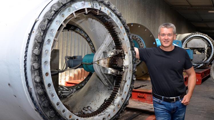 Bewegt große Brocken: Dirk Nielsen verwertet Windenergieanlagen. 