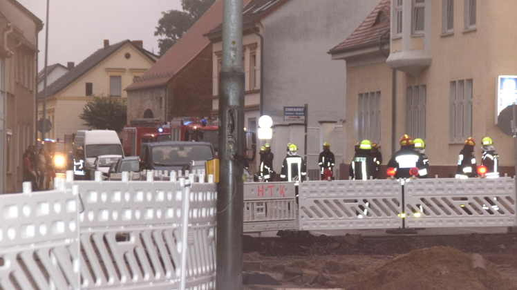 Mit einem Großaufgebot rückte die Feuerwehr an.