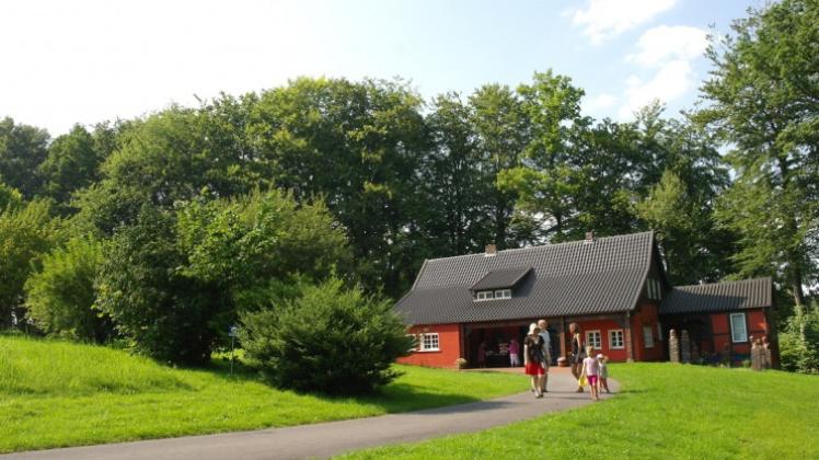 Besuch im Böckstiegel-Haus in | NOZ