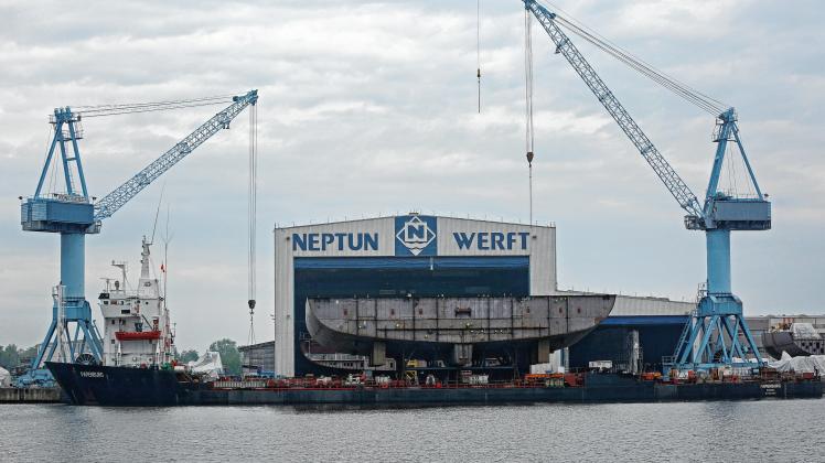 Die Neptun Werft in Warnemünde profitiert  von der großen Nachfrage nach Hochseekreuzfahrtschiffen. 