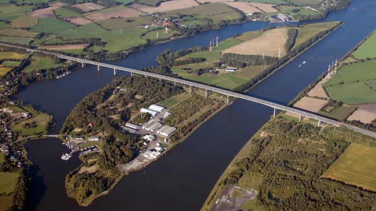 Rader Insel: Die Regelung für illegal errichtete Hütten bringt Planungssicherheit beim Neubau der Hochbrücke. 