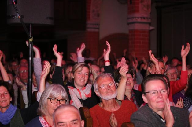 Ein Abend zum Genießen, die Stimmung in der Kirche war schon früh am Siedepunkt. Fotos: Pohle Ein Abend zum Genießen, die Stimmung in der Kirche war schon früh am Siedepunkt. Fotos: Pohle