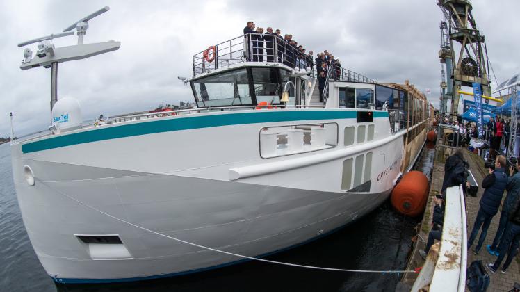 Das neue Flusskreuzfahrtschiff „Chrystal Mahler“ in der MV Werft Wismar