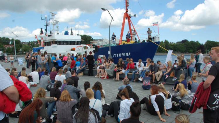 Das Geomar-Forschungskutter „Littorina“ war zuletzt zur Eröffnung der „Klimale“im Juli 2015 zu Gast im Eckernförder Hafen. Morgen lädt es zu einem Open Ship ein. 