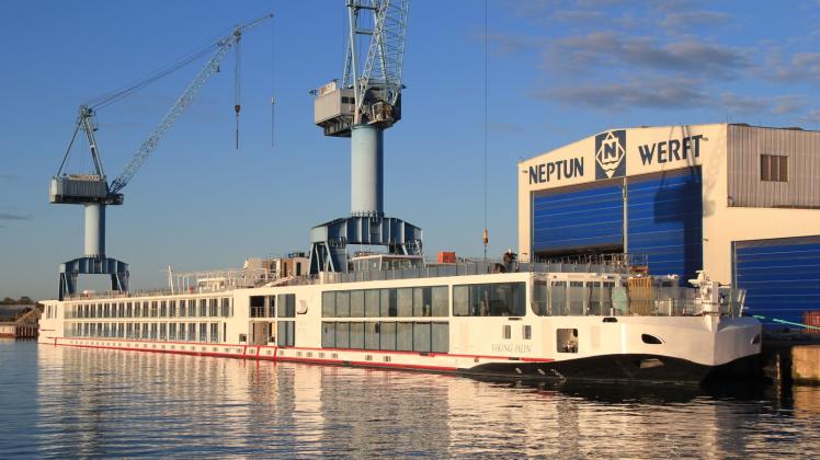 Hier in der Neptun-Werft werden Flusskreuzfahrtschiffe der „Viking Longship Class“ beauftragt.  