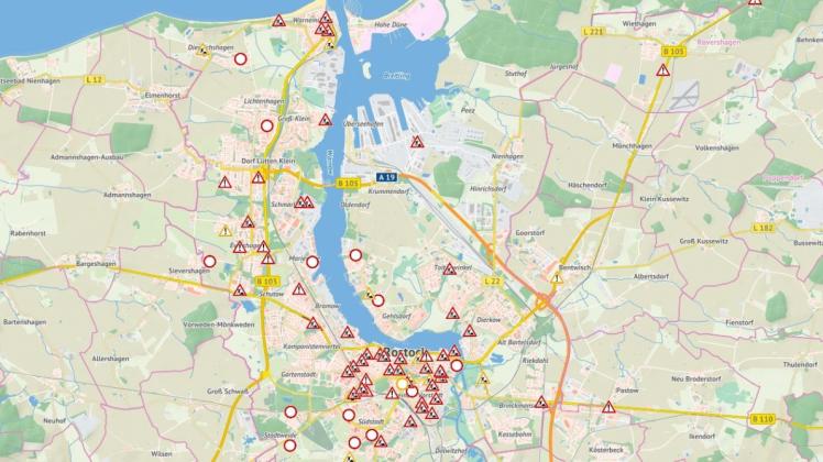 Kein Durchkommen: Die vielen roten Warnzeichen auf der Stadtkarte zeigen an, wo derzeit gebaut wird. Grafik: Geoport HRo 
