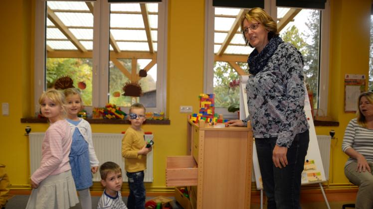 Petra Kögler, derzeit stellvertretende Leiterin in der Kita „Zwergenparadies“ in Dodow ist enttäuscht, dass es keinen Neubau einer Kindereinrichtung im Dorf geben wird.  
