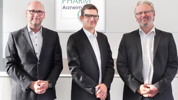 Gründeten die neue Holding: die Clearum-Geschäftsführer Jens Sieder (l.) und Dr. Torsten Klein (r.) zusammen mit Cheplapharm-Geschäftsführer Sebastian Braun.  