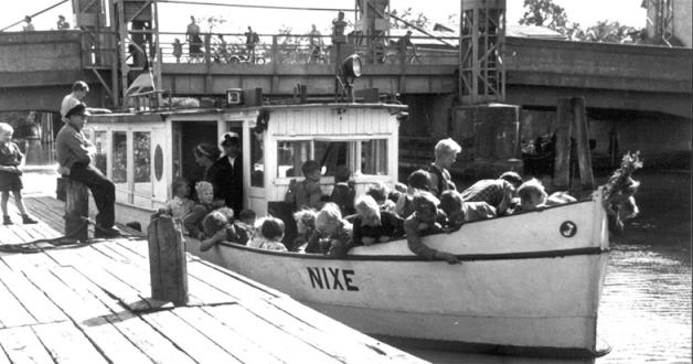 Bild aus vergangener Zeit: Die „Nixe“ fuhr auf der Warnow bis nach Rostock. 1974 wurde die Schifffahrt eingestellt. 