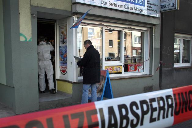 Tatort Rostock: 25. Februar 2004 wird Imbiss-Verkäufer Mehmet Turgut erschossen.
