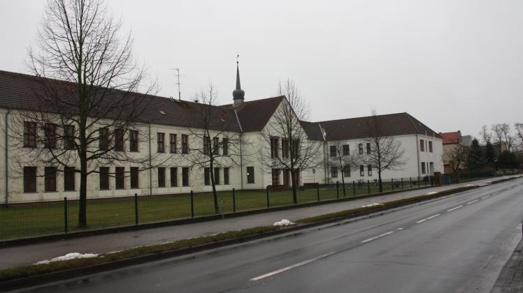 In das Schulzentrum Dömitz investiert der Landkreis jetzt richtig. Unter anderem ist eine Aufstockung geplant.  Fotos: Kathrin Neumann 
