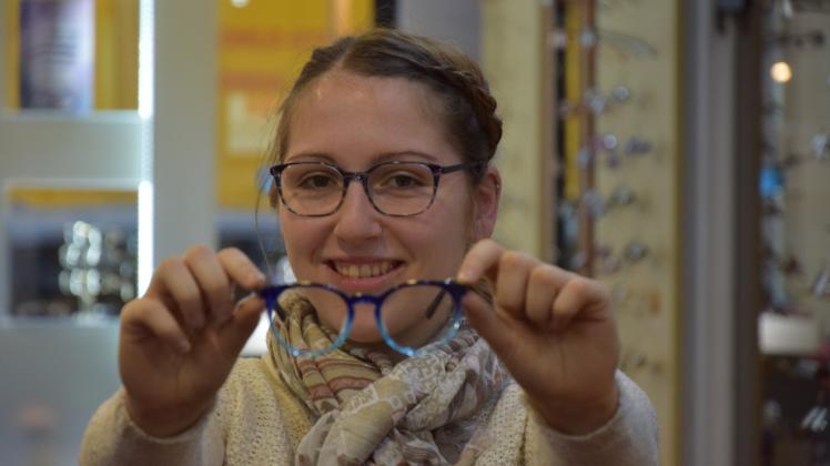 Brillen sind ihr Ding. Ann-Marie Berger mag besonders die Vielfalt in ihrer Ausbildung zur Optikerin. 