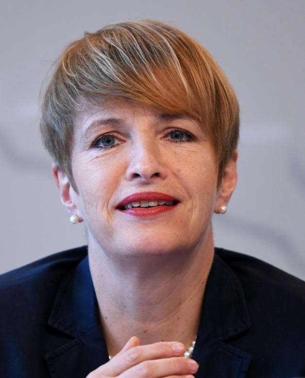 Martina Münch (SPD) Martina Münch (SPD)
