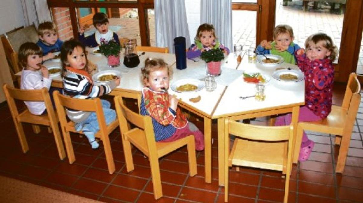 Ein warmes Mittagessen für die Kita-Kinder | SHZ