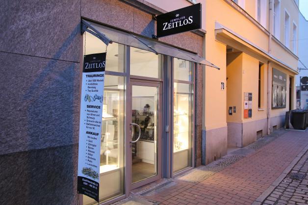Zeugen nach Einbruch in das Juweliergeschäft "Zeitlos" im Stadtzentrum von Rostock gesucht 