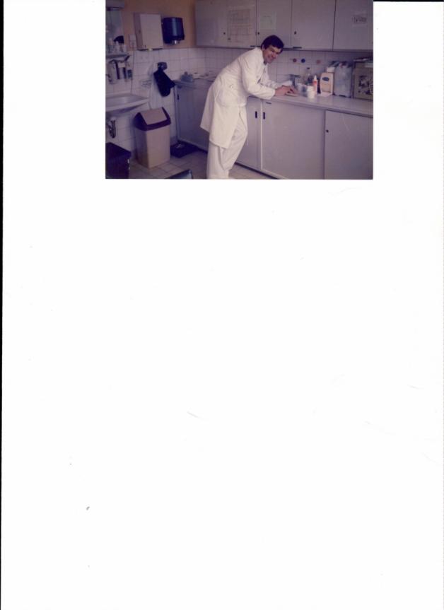 … im Arztzimmer der Universität Tübingen 1984