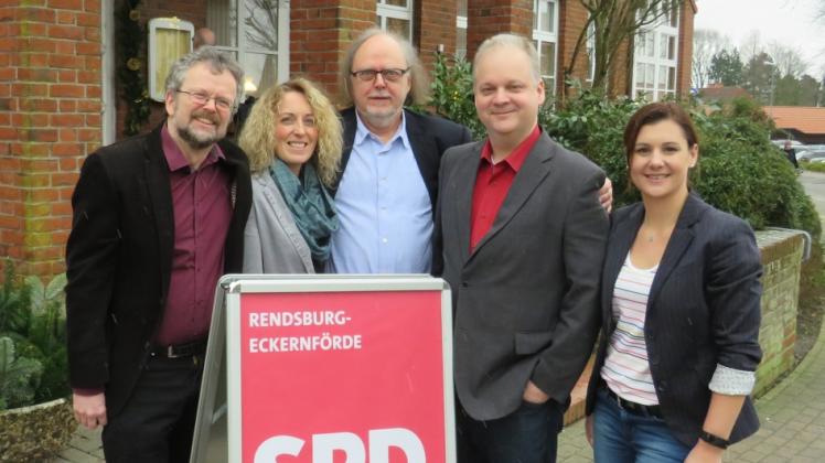 Sie führen die SPD-Liste zur Kreistagswahl an: Martin Tretbar-Endress (v.l.), Iris Ploog, Hans-Jörg Lüth, Kai Dolgner und Sabrina Jacob.