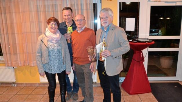 Scheidende Vorstandsmitglieder: (von links):Gisela Hartmann, Jens O’Brien,Werner Stenkamp und Kurt Werner. 
