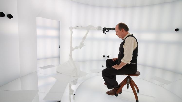 Der Schauspieler Herbert Knaup bei den Dreharbeiten für „Ein ganzes Leben“ in einem neuartigen 3D-Studio am Fraunhofer Heinrich-Hertz-Institut (HHI) in Berlin. 