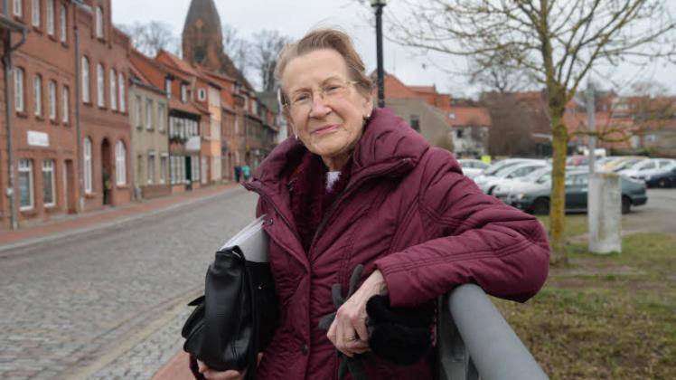Mehr als 20 Jahre engagierte sich die Linken-Politikerin Luise Krüger. Am Wochenende starb die 80-Jährige.  