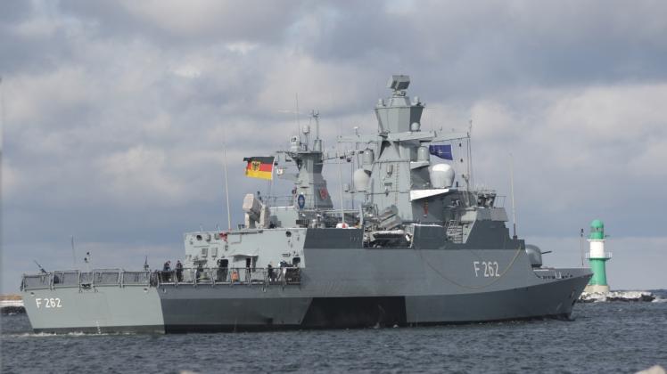 Die Korvette „Erfurt“ mit Heimathafen Hohe Düne beteiligt sich derzeit an der Standing NATO Maritime Group 1. Die Korvette „Erfurt“ mit Heimathafen Hohe Düne beteiligt sich derzeit an der Standing NATO Maritime Group 1.