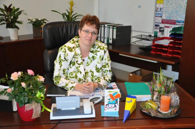 Doreen Radelow an ihrem neuen Arbeitsplatz im Rathaus. Doreen Radelow an ihrem neuen Arbeitsplatz im Rathaus.