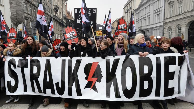 Ein Gesetzesentwurf der Pro-Life- Bewegung „Stoppt Abtreibungen“ ist derzeit im Warschauer Parlament. 