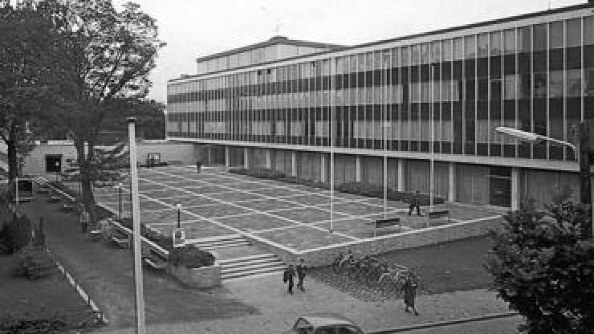 Elmshorn Rathaus Das Elmshorner Rathaus: Ein Kulturdenkmal außer Form