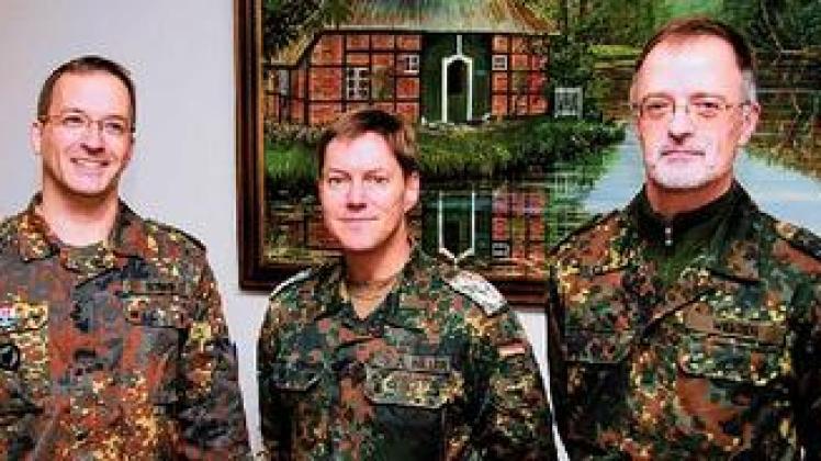 Neue F hrungsriege Des Lazarettregiments Ist Komplett neue-f-hrungsriege-des-lazarettregiments-ist-komplett