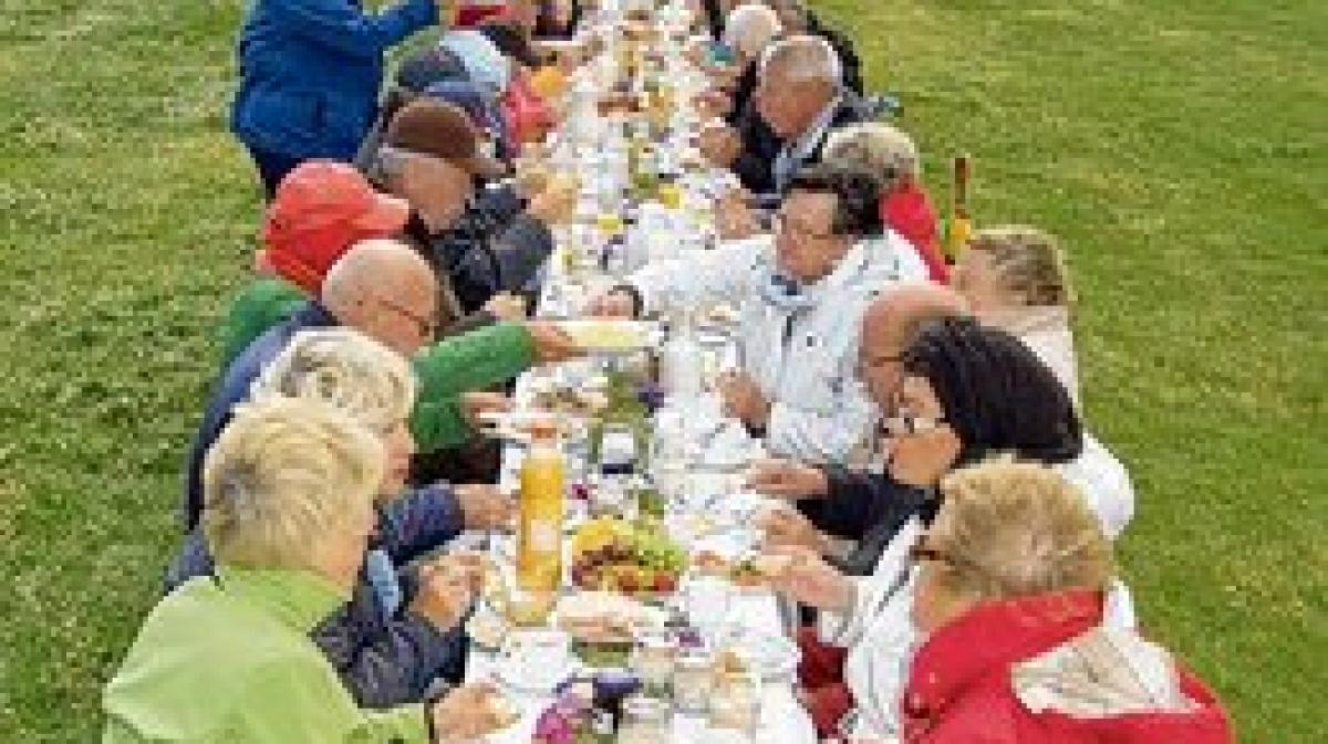 Frühstück unter freiem Himmel | SHZ