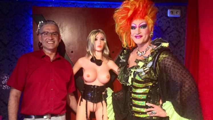 sexy dessous günstig Olivia Jones und die Sexpuppen: „Wie Autohaus untenrum“