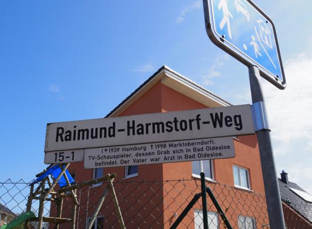 Der Raimund-Harmstorf-Weg: Eine Spielstraße im Steinfelder Redder.