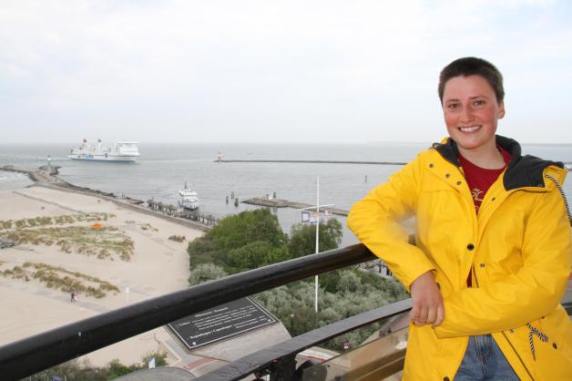 Genießt den Ausblick vom Warnemünder Leuchtturm: Janne Arp aus Diedrichshagen. Genießt den Ausblick vom Warnemünder Leuchtturm: Janne Arp aus Diedrichshagen.