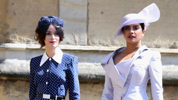 Die beiden Schauspielerinnen Abigail Spencer (links) und Priyanka Chopra sind gute Freundinnen der Braut. Die beiden Schauspielerinnen Abigail Spencer (links) und Priyanka Chopra sind gute Freundinnen der Braut.