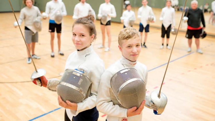 Eine Top-Acht-Platzierung ist drin für Johanna Memmler und Samuel Bondar bei den Deutschen A-Jugendmeisterschaften am Wochenende in Warnemünde