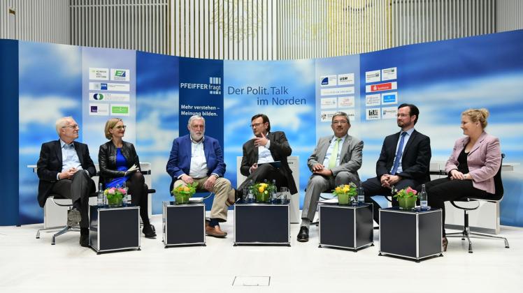 Eine illustre Schar von Europaexperten diskutierte über den kritischen Zustand der Europäischen Union. 