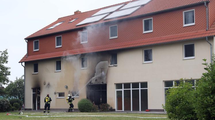 Saunabereich von Landhotel in Albertsdorf in Flammen - 5 Verletzte - Hotel evakuiert